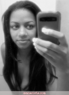 Escort Simply Chayra