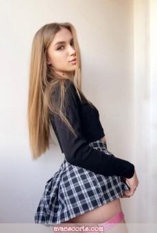 Escort Aurina 