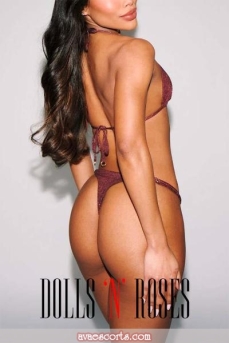 Escort Adhara