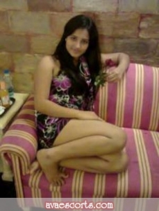 Escort Aruhi Sharma