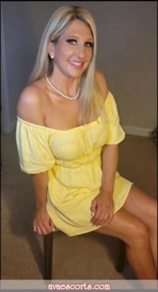 Escort Telynn Southern Belle