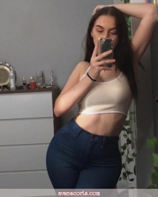 Escort Tara Tansley