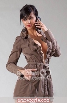 Escort Darina