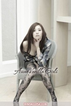 Escort Yani