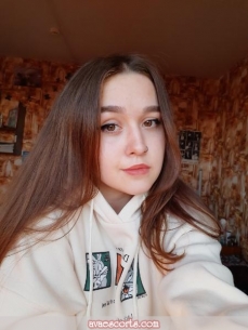 Escort Elya