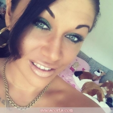 Escort Aicha