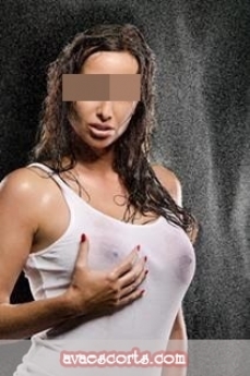 Escort simone