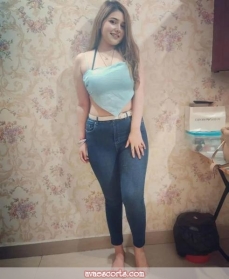 Escort Ananya