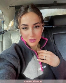 Escort Heba