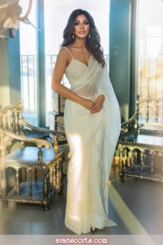 Escort Deepika