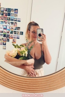 Escort Karen23